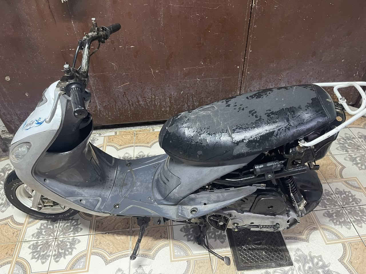 للبيع دراجه ماكس منغولي اي عيب مابي بوشه 49 كفرات كامل موجود سلف شغال سعر 400 بس مجال شراي تعال خاص مكاني كركوك حي نصر رقم ***********
