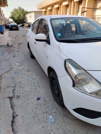 للبيع صني موديل 19 بغداد رقمه شبها مميز بيها جاملخ الايسر الامامي بارد...