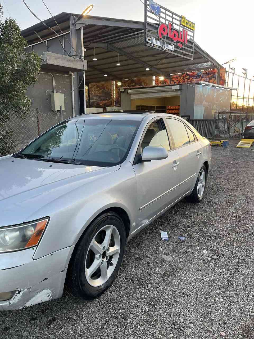 سوناتا 2008 امريكي 6 سلندر حادث فقط جاملغ خلفي
محرك كير صدر تخم تايرات كله جديد كهربائيات مكفول 
السياره بيها منضومة غاز كاملة وبيها منضومة زنون 
رقم بغداد الدولي باسمي تحويل ثاني يوم كشر السياره مرتب 
السعر 98 وبيها مجال قليل للاستفسار *********** عنواني بغداد حي العدل شارع الاسواق المركزية
