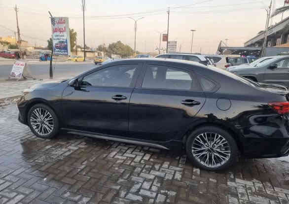 سلام عليكم 
للبيع فورتي جيتي لاين 2024
بدون رقم بدون رقم  
موصفات 
بصمه   ماشيه 13الف 
شاشه جبيره 
رادار جانبي وامامي 
السياره فول عده الفتحه
صوره حادث بلمنشور

مكان السياره بغداد بلبلديات
***********
