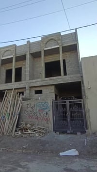 الهياكل • ١٠٠م • طابقين