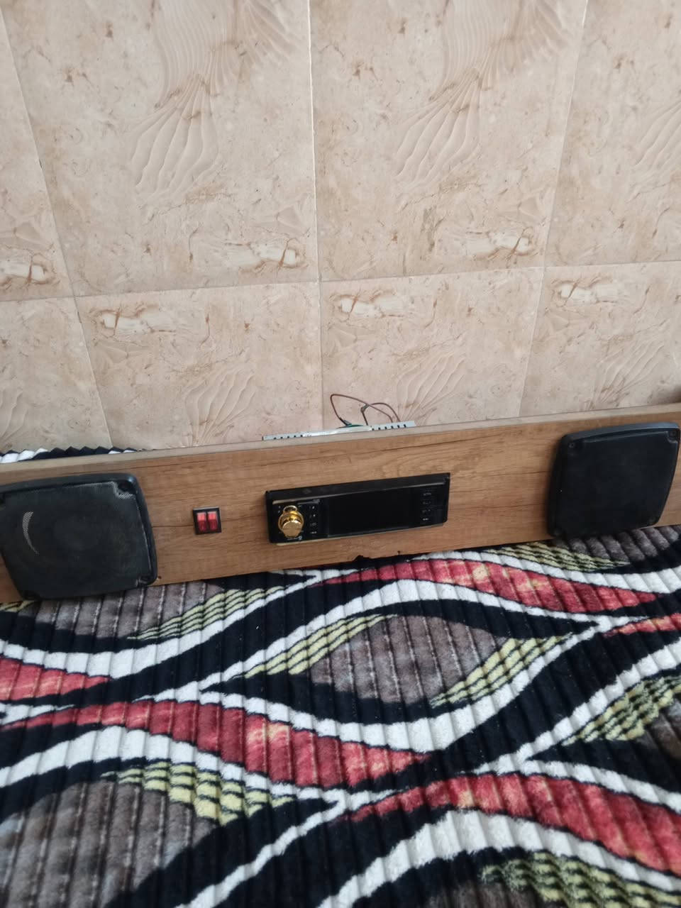 سلام عليكم مسجل ابو شاشه بس شاشه طبله مي وحتركت بقه بس المسجل يشتغل شرط صافي كامل مكمل شد وطلع 25 وبي مجال
