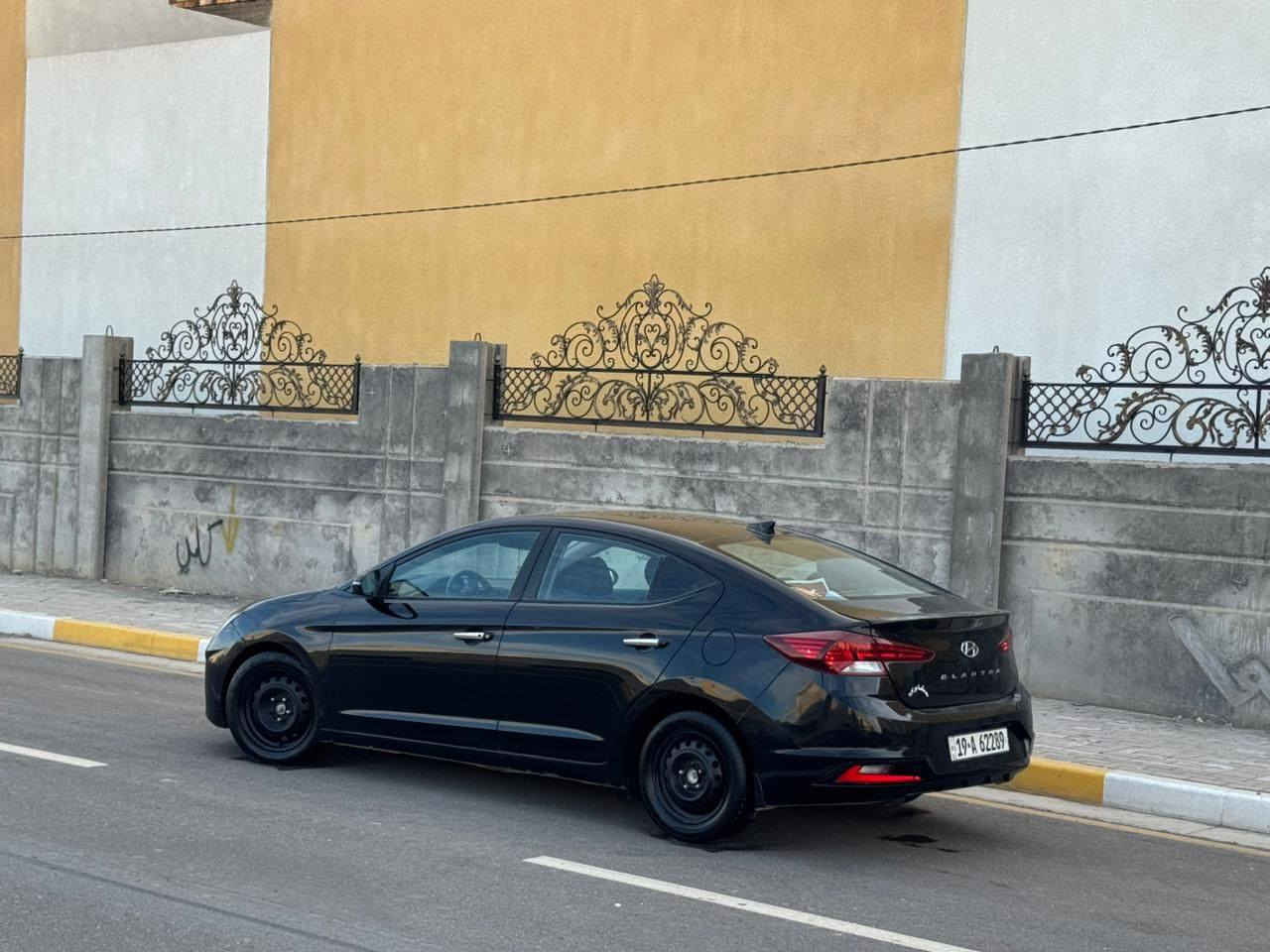 انتره موديل 2019وارد امريكي حادثه جاملق وبنيد بدون دواخل وباقي سياره كفاله من ضربه وتبديل بيه ثلاث قطع كلير فقط وباقي سياره كفاله من ضربه وتبديل بيه وصبق سعره 112وبيه مجال رقم هاتف ***********موصفات سياره شاشه كامره خلفيه مثبت سرعه تحكم استيرن شاير بل مري تدفئه تبريد بل كشنات تدفئه بل ستيرن رادارات بل مري حساسات ماميه خلفيه محرك 2000دوش محرك وكير مكفولات حداديه تخم تاير جديدات مكان سياره كربلاء مكلف بل نشر كربلاء, العراق
