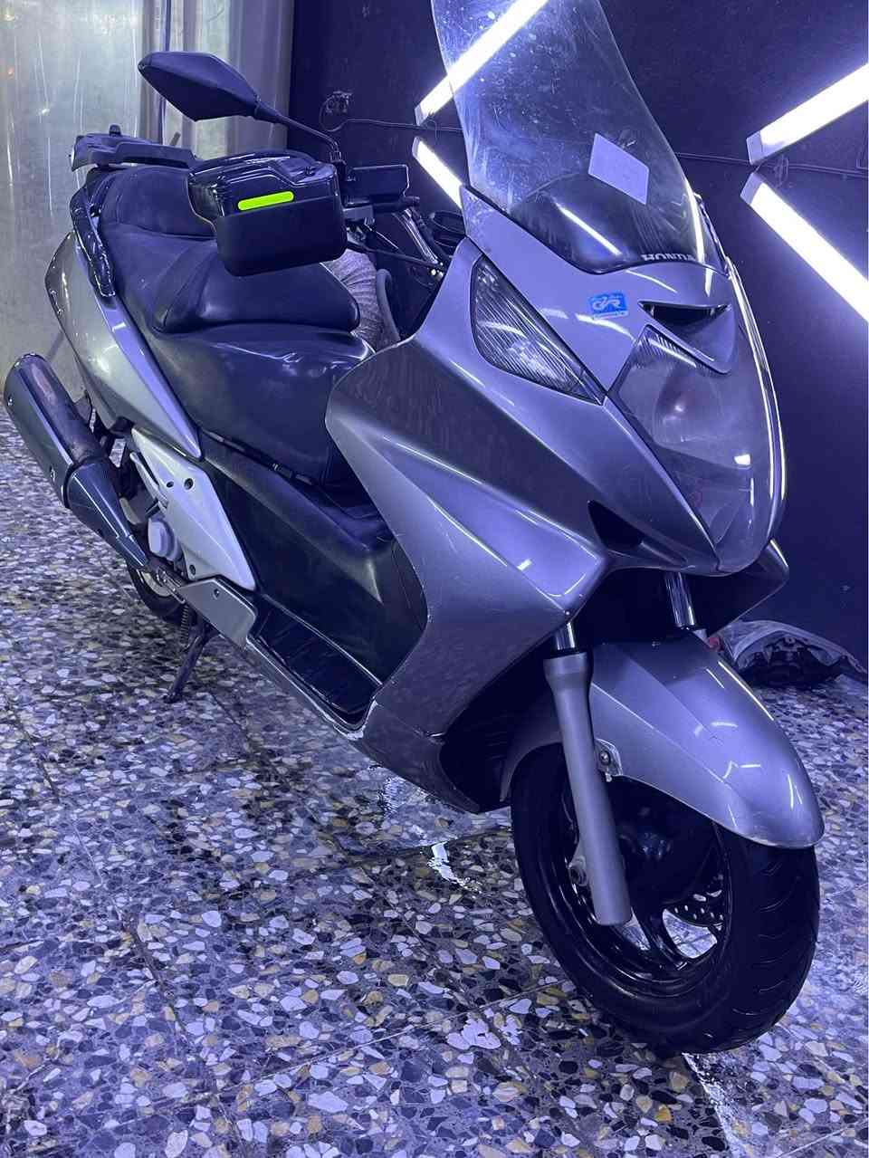 سلفر ونج 600 مكفوله كفاله عامه مكان بغداد هـ*********** بغداد, العراق
