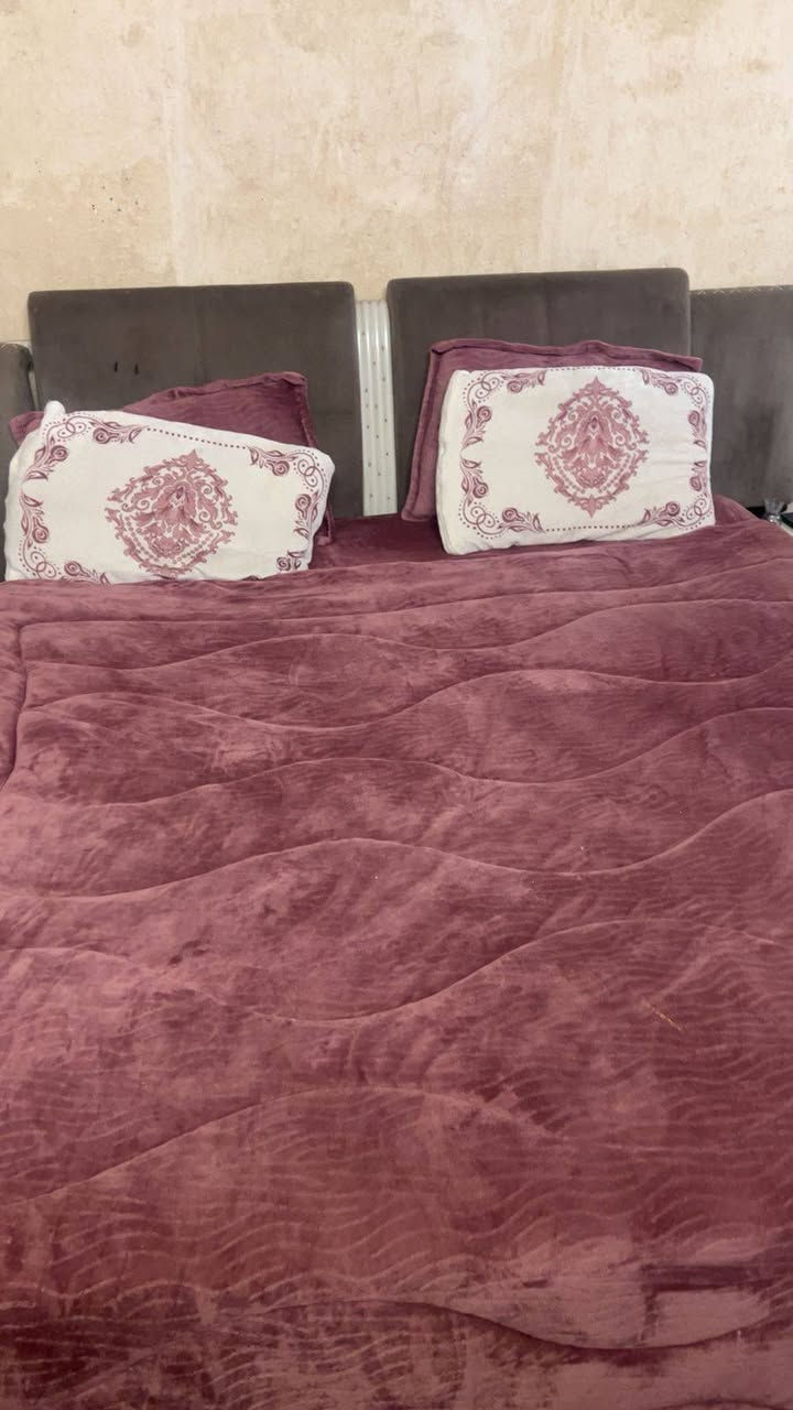 غرفه تركيه 
اضراره بلكنتور بلسلايت
الباقيات مابيهن شي
ب١٧٥
بغداد العامريه


**إذا كنت صاحب هذا الإعلان وتريد حذفه لأي سبب، رجاءا أرسل رسالة إلى الدعم الفني**