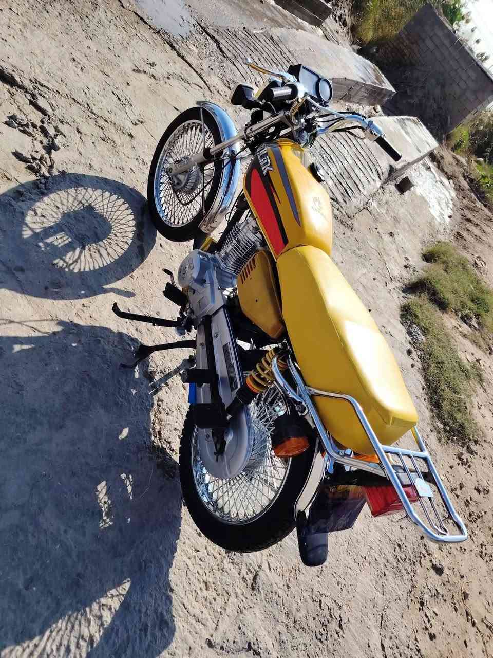 السلام عليكم. تايكر للبيع موديل 22 اوراق سكنر 
 مكفوله من الفتح  مكاني ديوانيه قضاء سومر 
رقمي ***********
