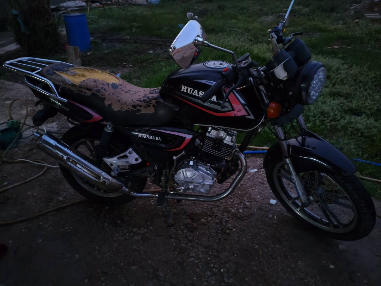 السلام عليكم دراجه هيوشا 9A الدراجه خير من الله المحرك نضافه يخبل  .. مكاني بغداد المدائن /السعر400/الرقم استفسار***********👋🏽♥️
