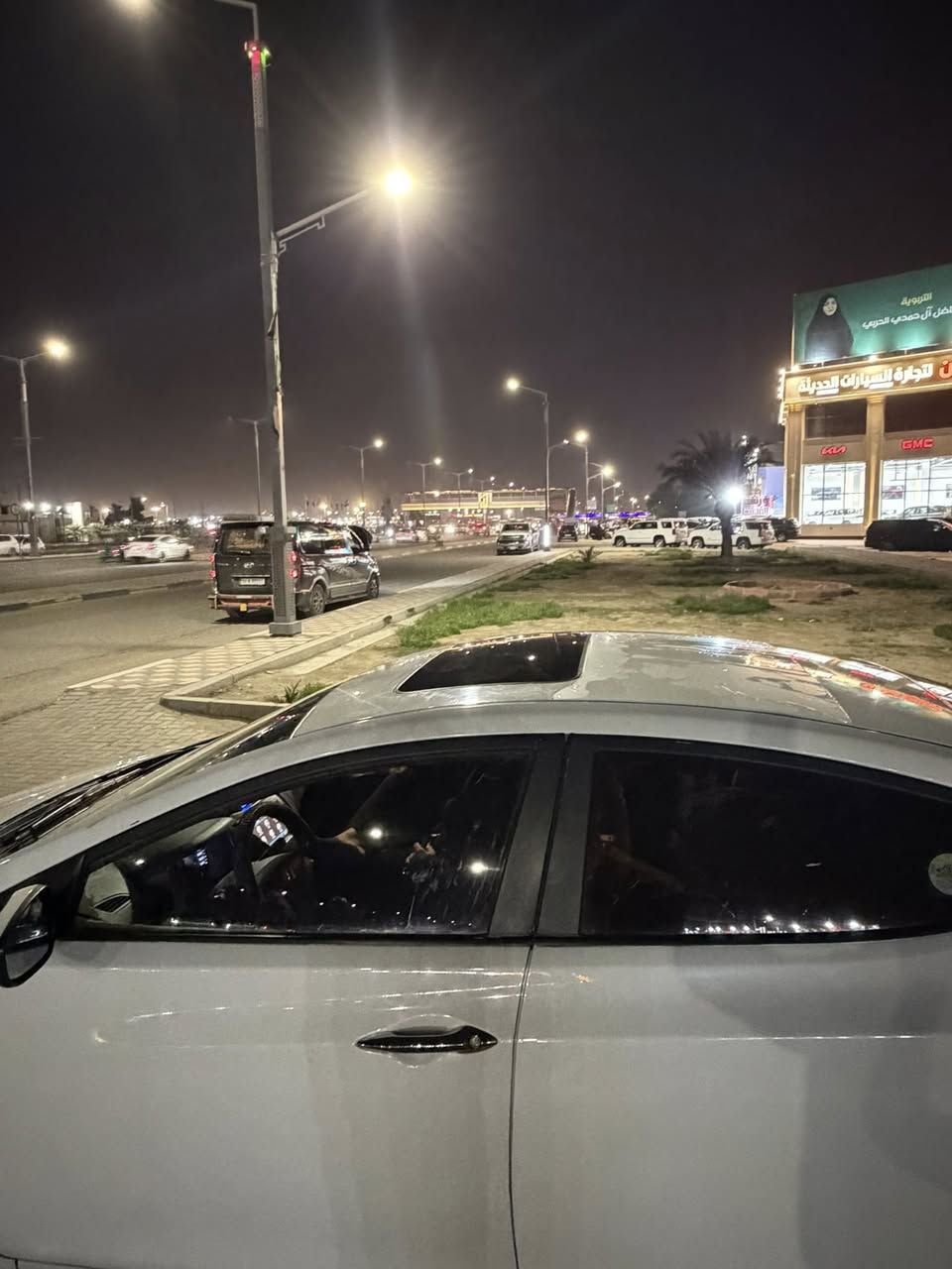 للبيع النتره افانتي
موديل 2010 جديدة كلش حداده طوبه تخبل تبريد تدفئة كير محرك كفالة
مرايات كهربائيات السيارة كصه جنطه شغل مضبوط متومة ارقام وسنويه للبيع 57
 للبيع او مراوس 
المكان البصره
***********
