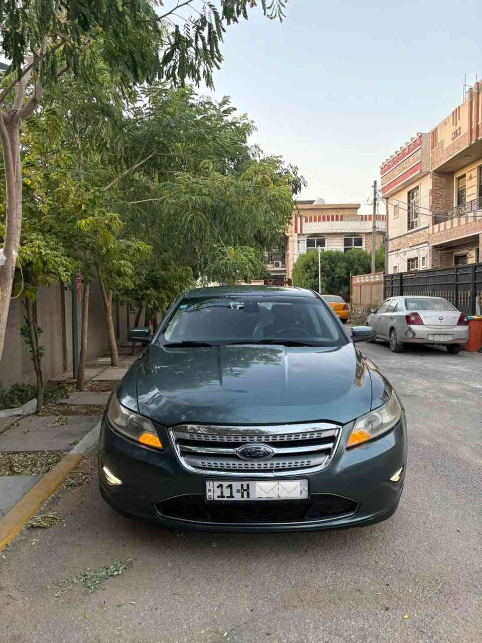 السلام عليكم فورد تورس 2010 SLT رقم بغداد الجديد بسمي حادثها من امريكة جاملغ وباب عكس السايق بدون شواصي ولغود وبيها اهنا اشكم قطعة صبغ بدون دواخل اني ابيع احزام بدون شواصي او لغد السيارة مكينة وكير خير من الله رايدها ب 95 ورقة مكاني بغداد حي الجامعة  *********** بغداد, العراق
