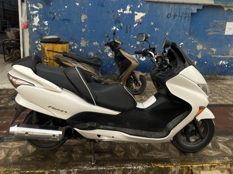 ناصريه مركز مستعجل عليها ***********
