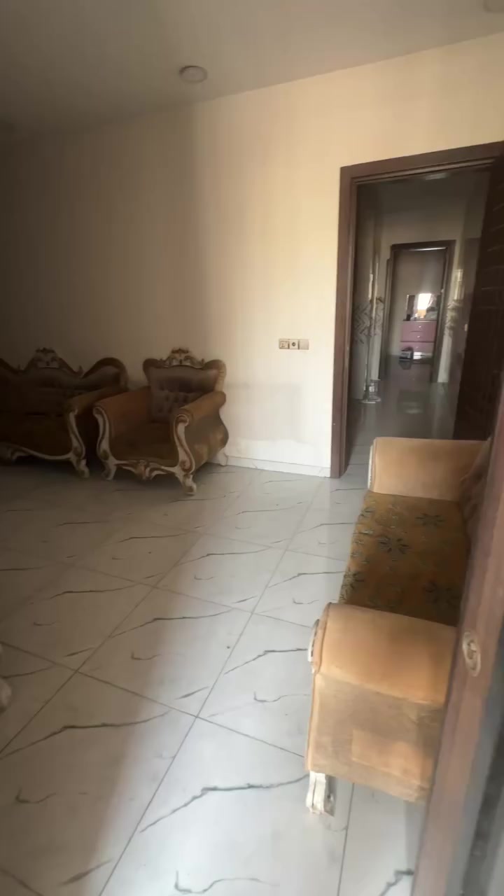 المنصور حي المهندسين خلف مطعم صاج الريف
للأيجار شقه  مناسبه مؤثثه نص اثاث . طابق ثاني

تحتوي : صالة  مطبخ-  غرفه  نوم - خدمات 

700الف------‐----

للإستفسار اكثر اتصل أو راسل واتساب: ***********
