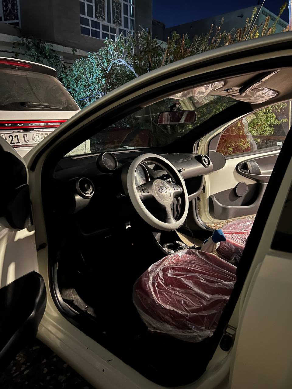 byd f0 2012 للبيع الحلال 
كير عادي 
♻️مكينة محرك تمام التمام 
لا ضربة ولاصبغ كفالة عامة ✅
مكانها ديالى بعقوبة📍
 سنوية بأسمي تحويل بنفس اليوم 
📞سنوية وهزة ورقم جديد
الوحيده بهيج نضافه 
سعرها 35 $
***********
