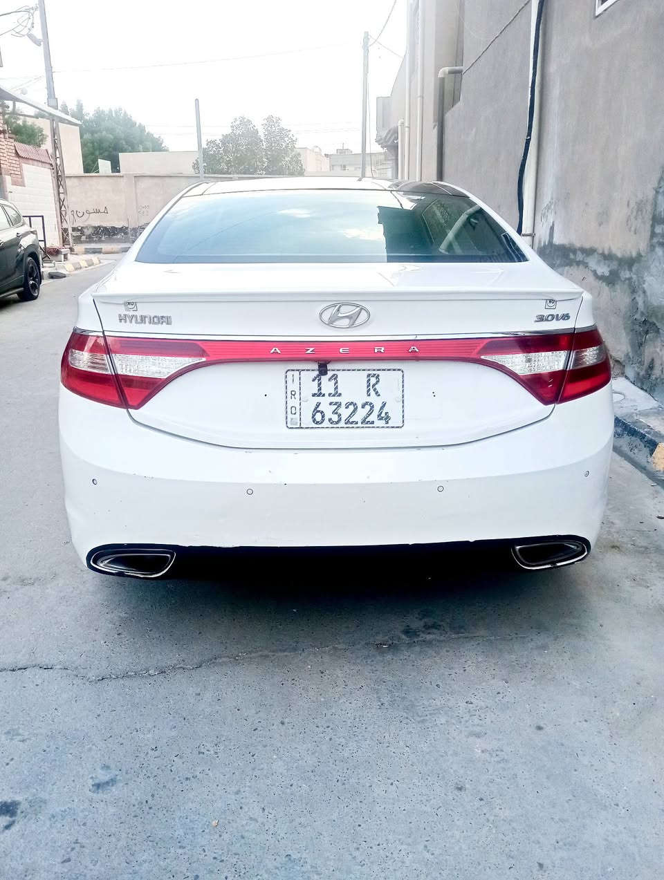 ازيرا  2014 خليجيه السياره جاهزه  رقم بغداد مشروع وطني  باسمي تحويل ثاني يوم
 السعر 
138ورقه وبيه مجال الرقم ***********
مواصفات
محرك سته سلندر V6 3000 المرغوب 
كشنات جلد + كهرباء +تبريد تدفئه قطعتين 
بردات جانبيه +خلفية كهرباء بلاد
حساسات خلفيه +بصمة 🫆 ابواب 
كامره خلفيه 
بانوراما
مري شفط + لد ترحيب+ هيتر ضباب
تحكم ستيرن
لد امامي  
شاشه ايباد 
سياره مفوله لأخير ماناقصه اي شي ترايك وين ماتريد من الشمال للجنوب
