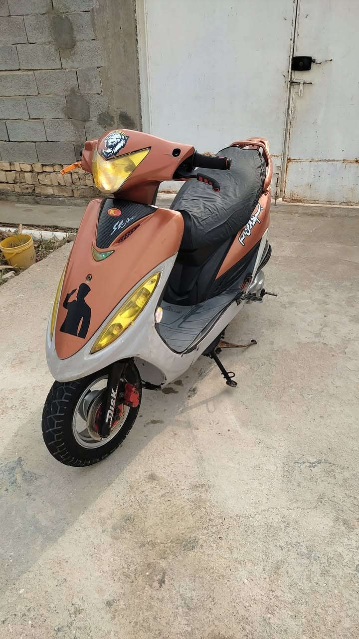 السلام عليكم جي فور يباني مديل 21 رمبه سلف هندر دشبول الكتروني شاير دبل شاير لايت تواير كله حديثه دراجه أحله من صوره  خير من الله  سعره 450 وبيه مجال عنواني قضاء الرفاعي رقم تلفون ***********
