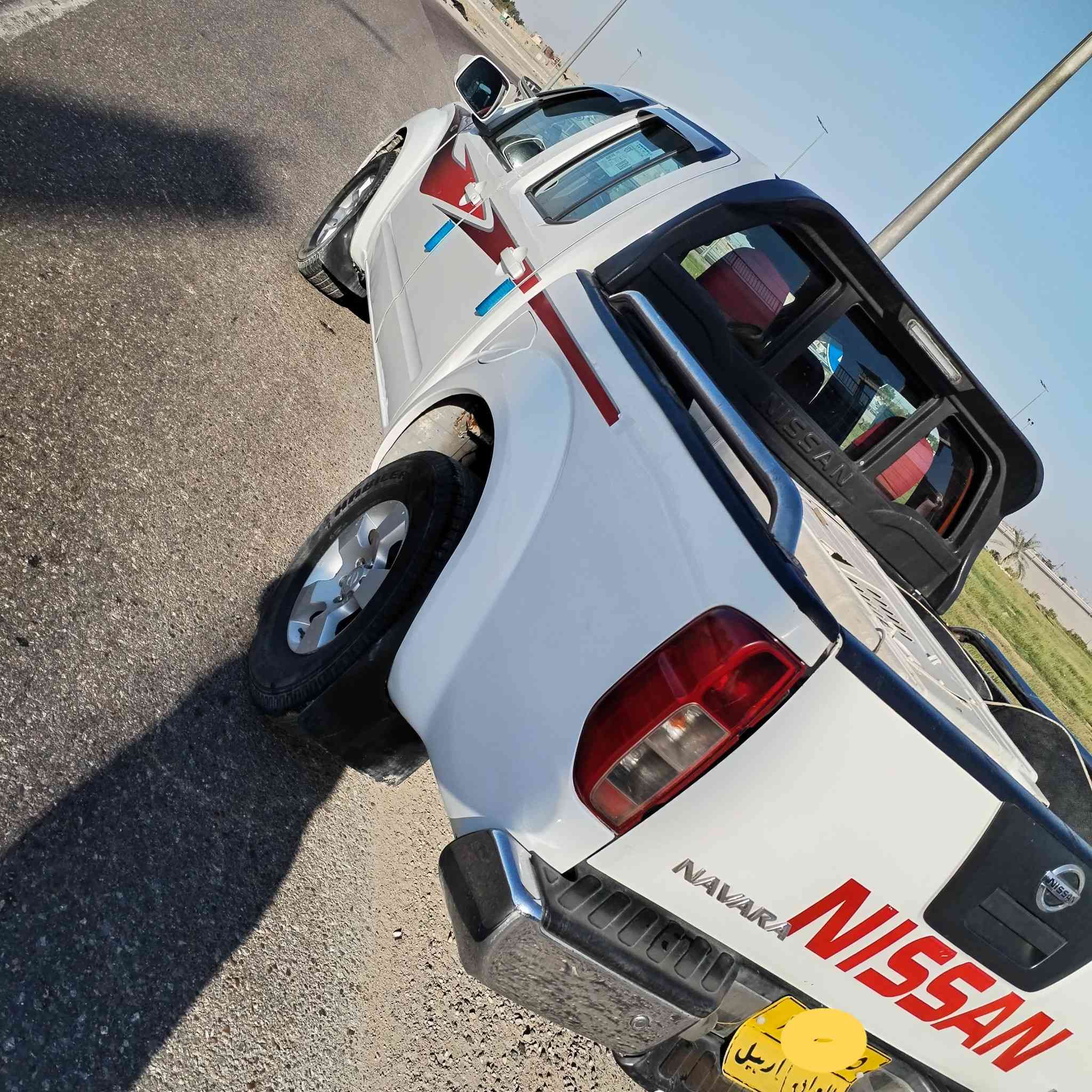 السلام عليكم للبيع او للمراوس 
نيسان فرونتير 2013 كاز بلاد ياباني 
السياره مال جناي وبسمي السنويه منتهيه وجاهزه للتحويل
 فور ويل شغال
 كير عادي 6 نمر مكفول
 مكينه جديده استوني شاد مكفوله شرط الفحص
 عينه وصينيه وبونبرنك جدد
ربل مكينه جديد
 سوبر جديد
باتري جديد
 وراديتر جديد مع ماي اخضر زيتي
كله جديد وكاله بشرط
تدفئه تبريد شغال
كامره تسجيل حوادث وكامره عاديه مال بك
تخم تاير 80%
حداديه 80%
متعوب عليه حيل وجاهزه
اي جطل مابيه كله على لبلاد
والعينه  كلشي طافي بيه ماكو كلوب معلك او مشتعل
السعر  110$
ملاحظه السياره مكفوله مابيه اي حادث بس بيه تلحيظات تلكيط بسيط مال رصعات وخياس بسيط والتصوير موجود
العنوان البصره المعقل
متوفر اتصال اواتساب
***********
***********
