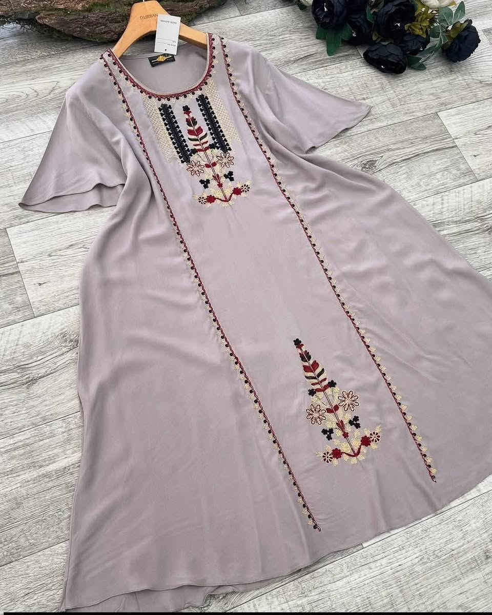 كوزمتك لافندر . الأناقة والراحة تبدأ من بيتكِ! ✨
#دشداشة_نسائي_سسسادة_تطريز_قصصصصيرة
#السسسسسسعر_صااااااااااااارت_قطعة_8ألاف 
القياس _2xl_3xl_4xl_5xl
الخامه كشمير  درجه اولى
التوصيل الفين دينار داخل قضاء المسيب
التوصيل محافظات 6ألاف


**إذا كنت صاحب هذا الإعلان وتريد حذفه لأي سبب، رجاءا أرسل رسالة إلى الدعم الفني**