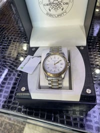 ساعه سيرتينا اوتماتيك لونين مستعمل نضيف جداً مع العلبه الاصليه السعر 2...