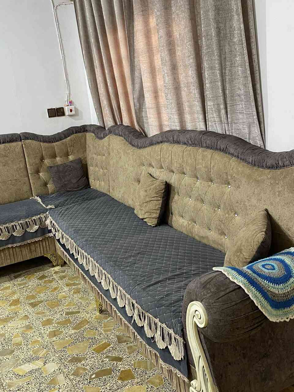 اثاث مستعمل
تخم سمائي نضيف السعر 1,250
ديوان الرصاصي نضيف السعر 750 
للعلم تزكام مو جاهز


**إذا كنت صاحب هذا الإعلان وتريد حذفه لأي سبب، رجاءا أرسل رسالة إلى الدعم الفني**
