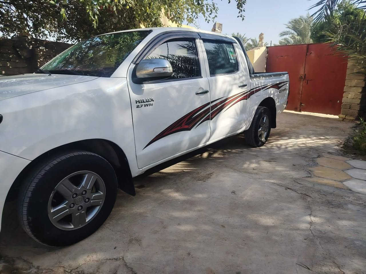 سلام عليكم اللبيع فلاونزه موديل 2014
مكينه وكير باكيت شرط طخم تايرات جديده 
كير تماتيك 
حداديه جديده تبريد شقال ثلج 
سياره كامله كل نقص ما بيها 
سنويه مجدده مشروع وطني 
راعيه يمي بل ناصرية 
سياره مكفول كفاله عامه من تبديل وال صبق
بيها بس فتح وبارد فقط 
سعر 178 وبيها مجال مكان ناصريه قضاء الإصلاح
 رقم‏‪0784 949 0770‬‏
