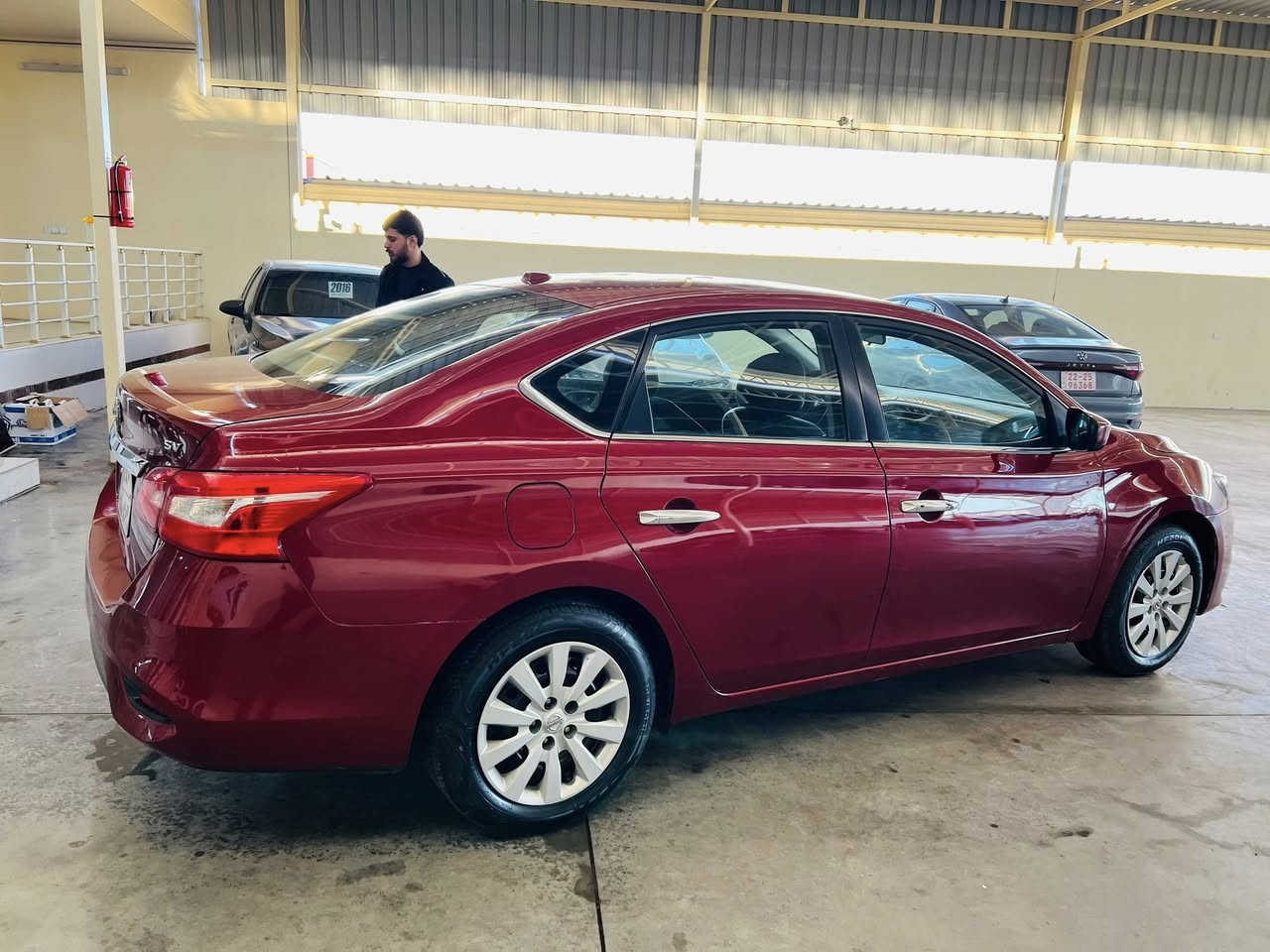 نيسان سنترا موديل 2017كير توماتيك مصفات امريكي SVبصمة كشن هيتر  سياره بي 2قطع صبع و2قطع بخ امريكي  بدون داخل بدون ايرباگ كدام و ورا داخل كلو كبس  كير و محرك شرط  على غرامه 560. الف ينزل من سعر.   عنوان بردرش معرض الاصدقاء سعر 98$ورقة و مجال رقم موبايل ***********
