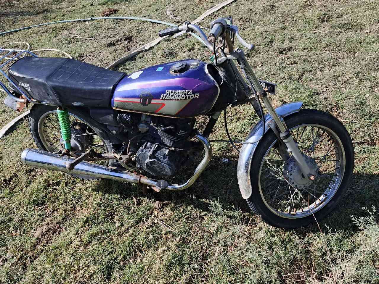 سلام عليكم دراجه للبيع دراجه شغاله نص هندر كهربائيات شغاله لا تنقيص ولا تبخير دراجه اوراقه تعبانه ابيع كلك بدون اوراق 
سعره 275وبيه مجال جماعت الجوه 200 مابيع المكان الدوانيه السنيه ***********
