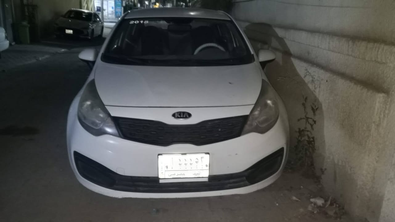 السلام عليكم
كيا ريو 2015 
نجف باسمي
مكينه 1600
السيارة جاهزه
صبغ چاملغ خلفي
مكينه وكير جدد
تبريد شغال

السعر 90$ نقد بيها مجال

ترهم مراوس حسب القناعة
ومده واقساط 
مكان السيارة النجف

موبايل / ***********

