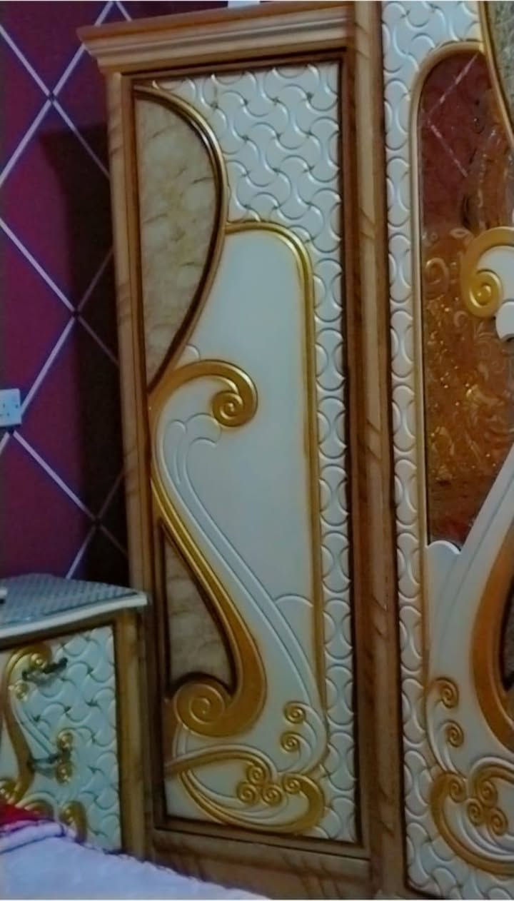 غرفه نوم عراقيه بسعر مناسب تصال بالرقم ***********
