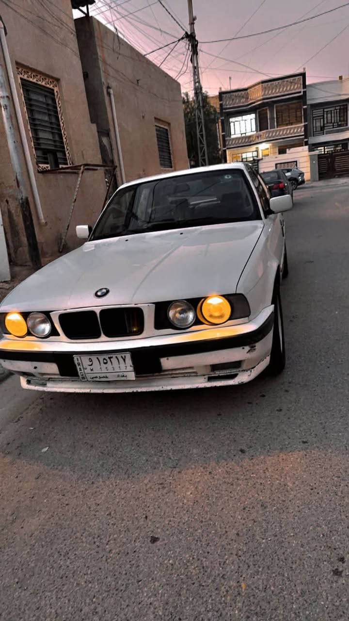 السلام عليكم اخوان
BMW 525 وارد ياباني محرك 2500 اصل مفتوح 
السيارة 
نقصها تبريد فقط كير ومكينة مكفولات تخم تاير جديد 
حدادية صدر جديدة الجام كهرباء اوتو السيارة موديل 1991 السعر 35 وبيها مجال حك الجية 
للتواصل خاص 
رقم هاتف : ***********
مكان السيارة بغداد
