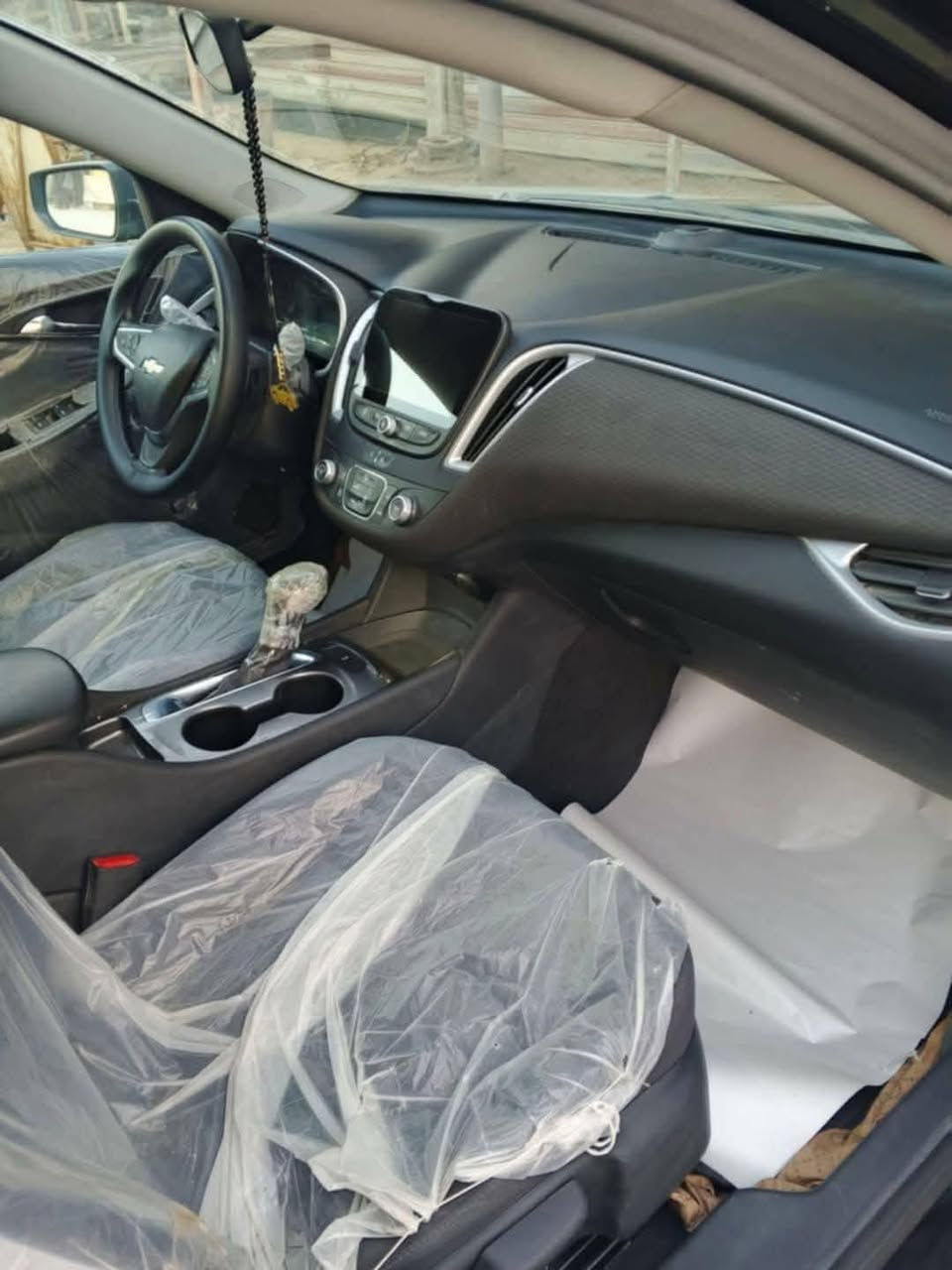 أعادت النشر بسبب الوعود الكاذبة ماليبو موديل 22 للبيع ماشيه 40 الف مكينة الف و500  حادث جاملغ وبنيد شطحي راديترات كله ابلاديه اني مشتغله على أيدي شغل مال جناي كهربائياته بلاديه حداديته ابلاديه مال الشركه مامتعوبه  السياره حلوه وبلعافيه على الياخذه  بدون شواصي شرط الفحص فقط إصبعين بالغد تبريد ثلج شغال تايرات تخم جديد  السبير مانازل رقم قادسيه معوقيين  مكان السيارة محافظة النجف الكوفه بيع نقد اعتذر عن الاقصاد ولمراوس الرقم ***********
