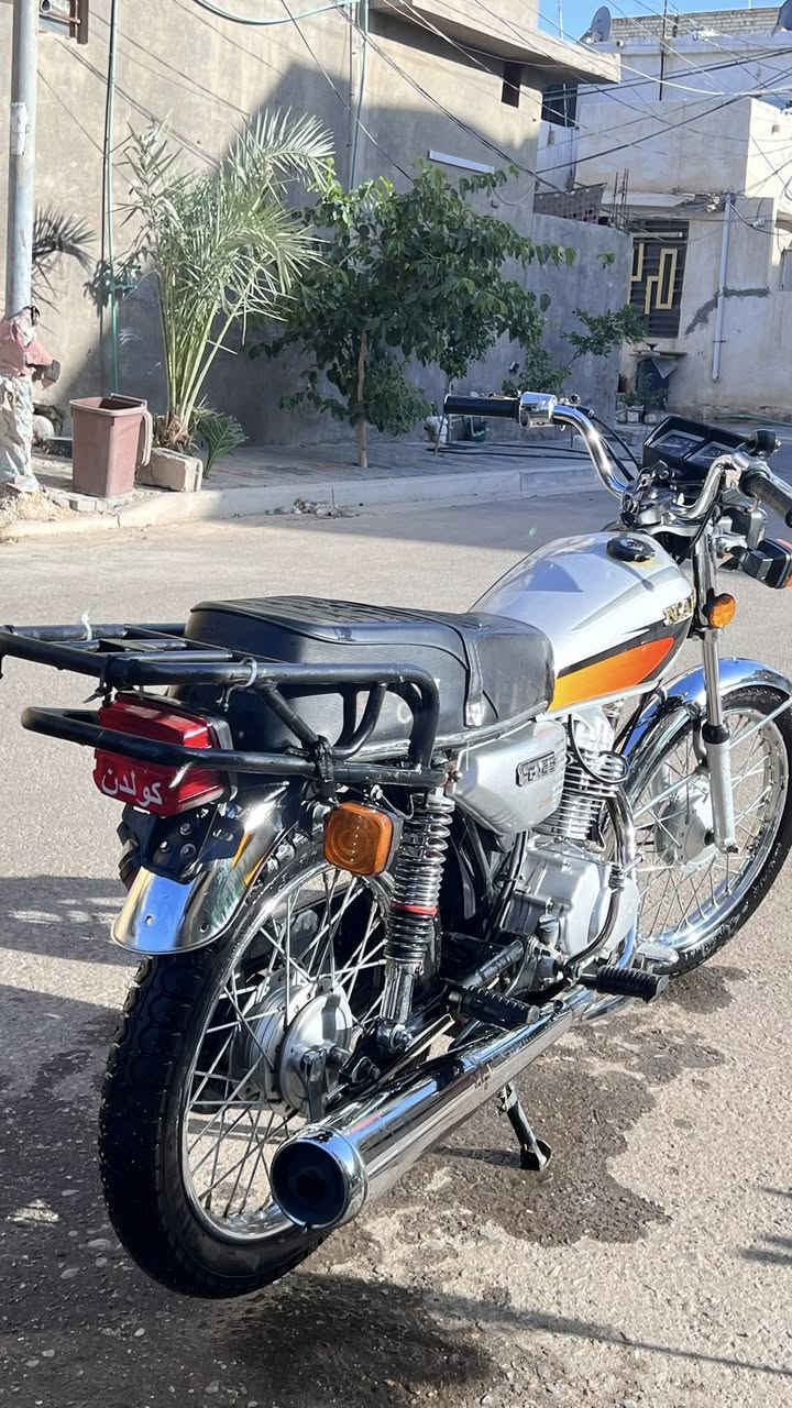 سلام عليكم.     نامه للبيع كفاله
نامه موديل 2025 

أوراق  ٧ 

لون رصاصي 

محرك ما مفتوح 

مكينه مكفوله 

شلعه ومعدل ✈️ فول 

تخم تايرات جدد 

بيها نواقص بسيطه ما تكلفك اقل 25 الف 

كهربائيات شغاله +زنون عالي + ناصي + هورن 

للبيع السعر (525) قفل قفل تجي هنا ما تعاملني تأخذها وتروح  

مكاني شارع الدره 

رقم *********** + بي واتساب اتصل 🧡

