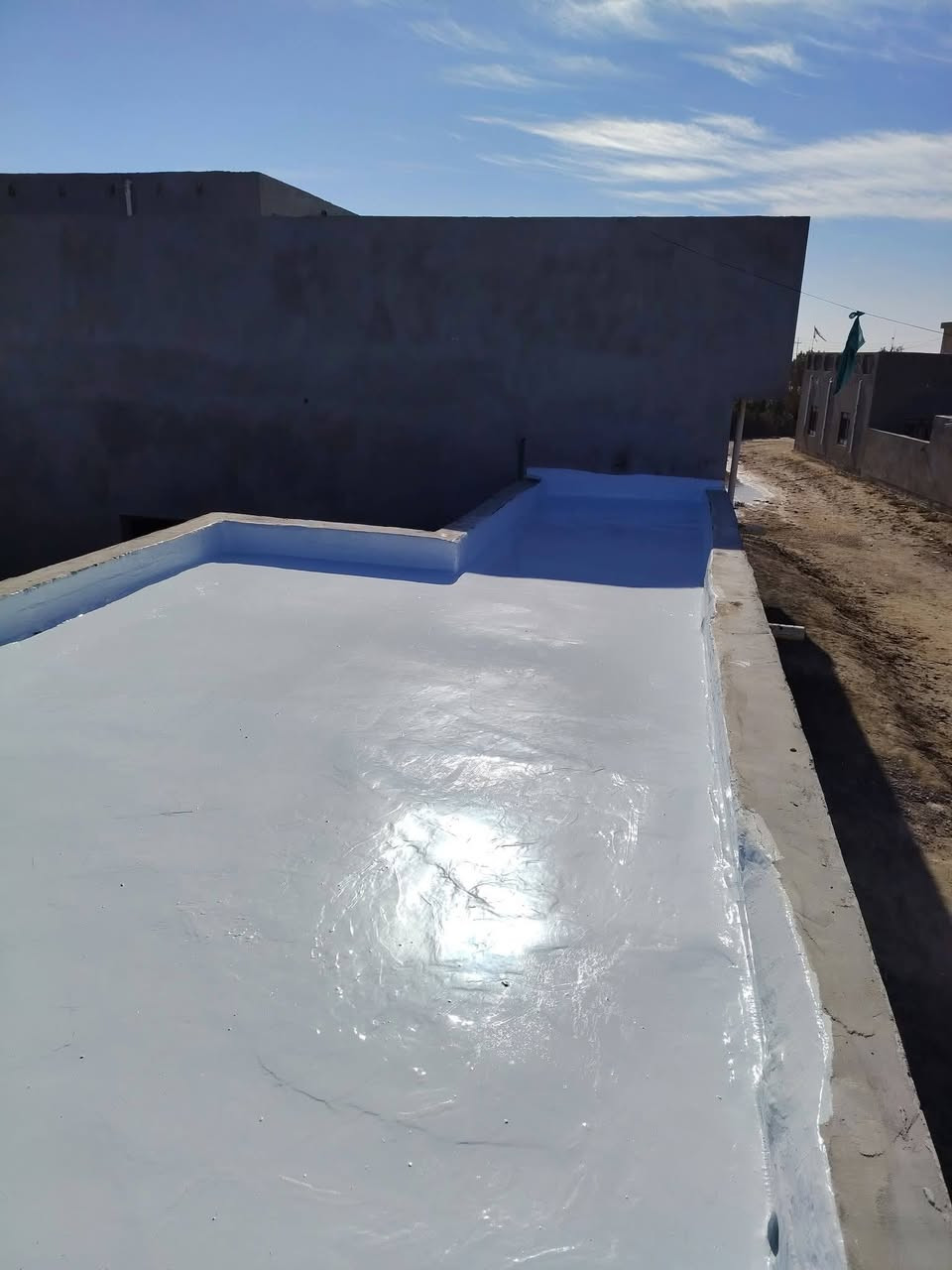 نشتغل عازل اسطح ففسكوت وذركوت كرسته وعمل  شغل 100/100 ضمان من5 إلى 10 سنوات الاستفسار واتساب ***********
