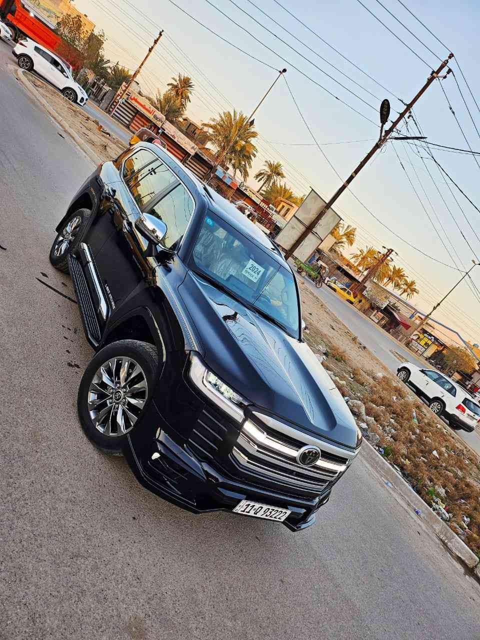 السلام عليكم بيع او مراوس شعدك بل خدمه
لاندكروز    ٢٠٢٤   VX  اعله فئه حت الابواب شفط
 (((   ماشيه   28 الاف     )))
محرك         تنفس طبيعي ٤٠٠٠   
مغلفهppf من هيه زيرو يم الشارقه 
***********اسيا
*********** اثير
السعر انشالله مناسب 73800 دولار يعني ٧٣٨ ورقه
السياره  رقم  ((بغداد   مميز))     السنويه  بسمي

مكفوله من كلشي فقط رصعه يم لايت بارد 
مواصفات 
ابواب شفط
-سلايد روف
-جميع الكشنات كهرباء وتدفئه تبريد 
-كرسي السائق خزن ثلاث وضعيات للذاكره
-تشغيل عن بعد + دخول ذكي 
هاندربيك بصمه + اوتو هولد 
-كشنات جلد
- لايت   ٣   عدسات  ولد نهاري امامي وخلفي 
-٥  كامرات  ( ٣٦٠  درجه)
-رادار  جانبي
-رادار خلفي
-حساسات امامي خلفي
-فور ويل  وانظمة تركشن ودفلوك ونظام زحف
-فول تحكمات ستيرن
-نظام صوت سماعات   JBL
-شاشات خلفيه
-زراك لايت
خمس بصمات السياره
ترحيب بل ابواب

وبقية المواصفات المعروفه في فئة  VX
