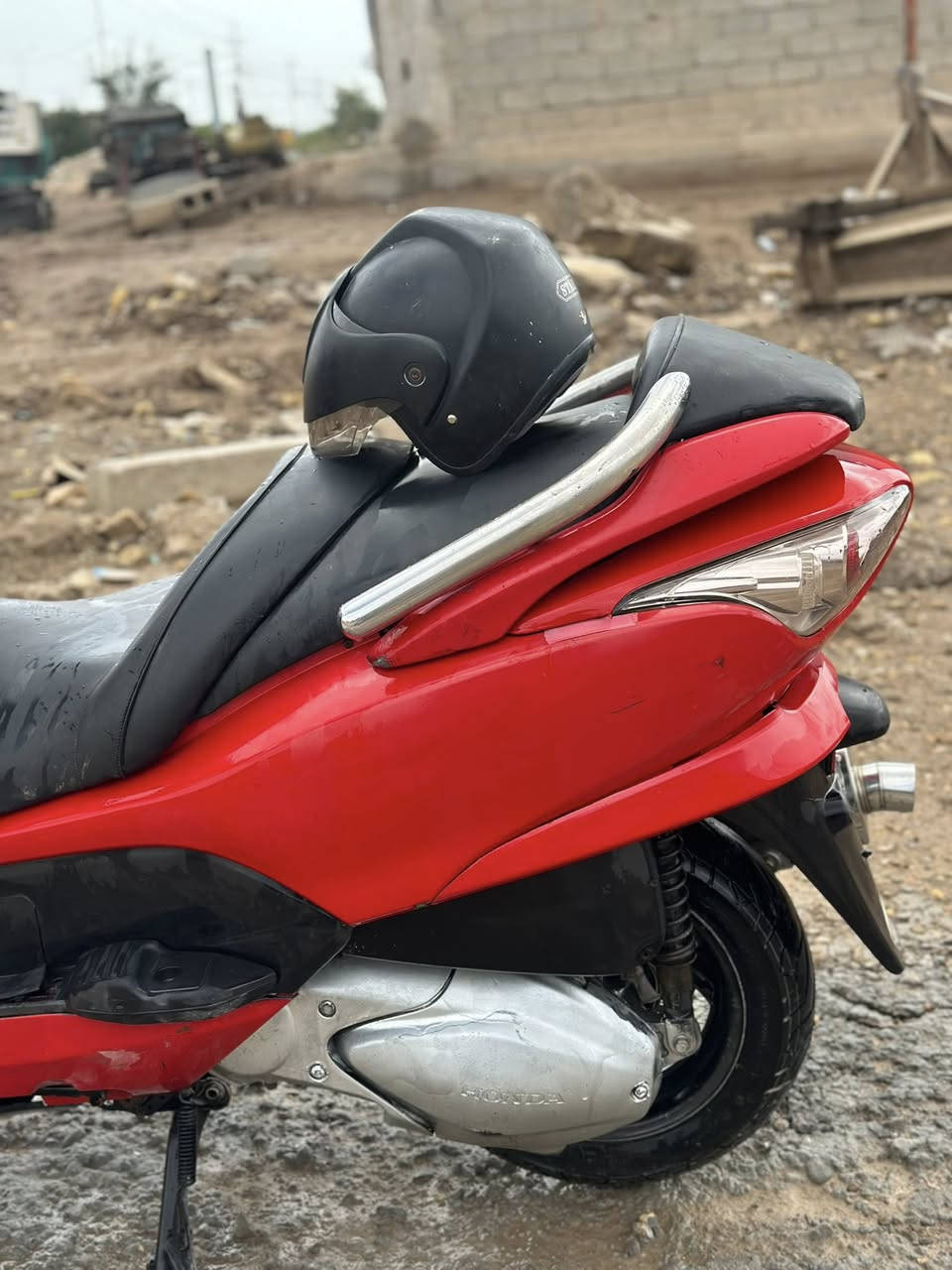 فورزه البيع 8/0 دراجه نضفه جاهزه وين ما تريد اطلع بيه مكينه مفتوحه بس رنكات كير  ملغي قراضه موجوده تايرات جديده منضومة زنون مكان الكوت زين القوس نتصال *********** /***********
