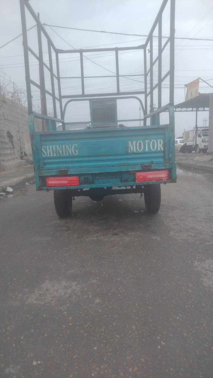 للبيع صقر جمرة موديل 18اوراق كاملة اصولية مكان بغداد حي انصر السعر مليون ومية  شراي  ينتصل مكلف بنشر  ***********
