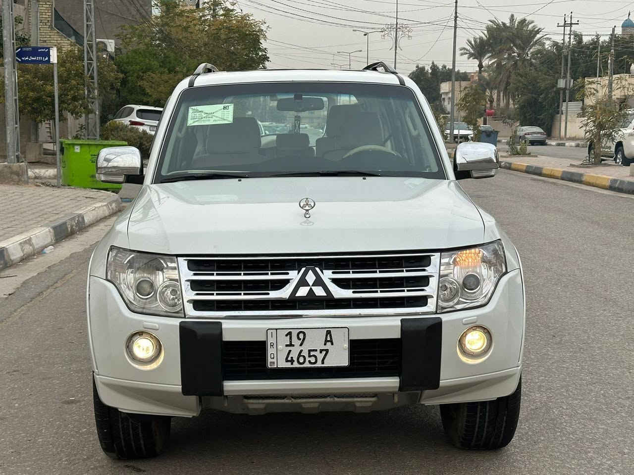 السلام عليكم *********** للبيع باجيرو موديل 2010 وارد خليجي السعر (145) مكفوله كفاله عامه من صبغ وتبديل مواصفات السياره فول 1/1 حبتور فتحه بلقماره شاشه كبيرة كامرا خلفيه وحساس تحكم ستيرن داخل صاج مكينه 6 سلندر 7 راكب ثلاث قطع تبريد كشنات جلد+ كهربائي يدات نيكل أشاير بلمري مري شفط فور ويل مكينه وكير وحداديه تبريد وتخم تايرات بحاله ممتازه جدا جدا رقم كربلاء انكليزي تحويل مباشر مكان سياره في كربلاء
