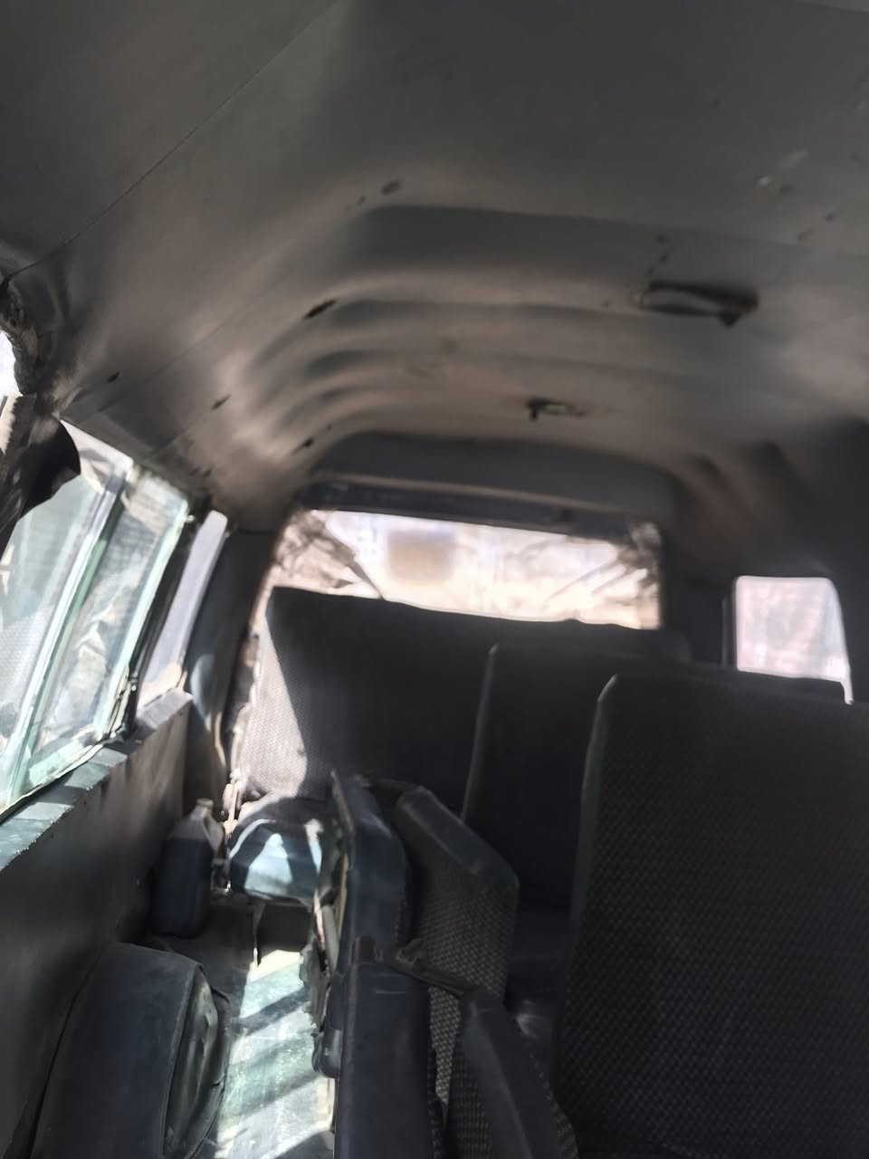 السلام عليكم كيا اسيا للبيع موديل ١٩٩٤ سعرها 20 ورقه وصاحبها موجود تريد وكاله عنوان السكن بغداد تقاطع درويش حي التراث رقم الهاتف *********** مكينه وكير واكسل جيده جيدًا تخم تاير وباتري جديد دواخل السياره دوشمه نضيفه
