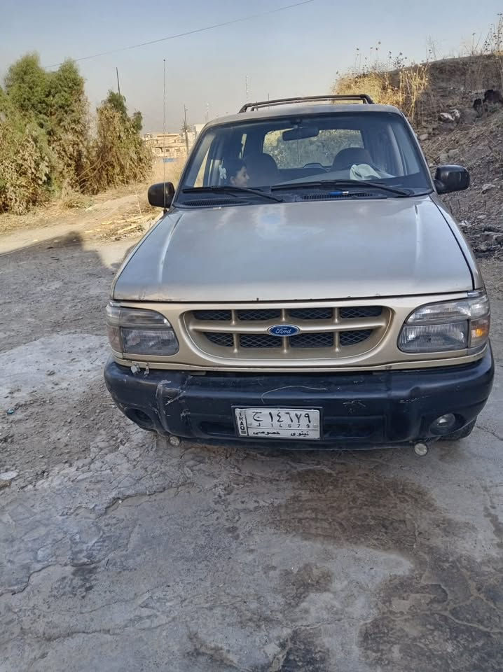 السلام عليكم
فورد اكسبلورر موديل 2000

تحويل مباشر 

شغاله شرط محرك وكير

رقم نينوى

سنويه الماني ما نافذه

كل شي موضح بالصور 

اي استفسار اخر اتصل بصاحبها 

***********

مكلف بالنشر
