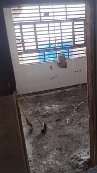 خلفه سيراميك متفرغ حاليا  07710342308