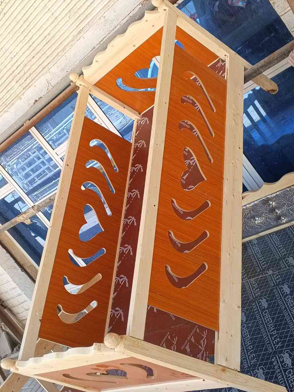 توصيل مجاااني داخل المسيب والسعر 60 ألف
عزيزي الزبون المحترم 
يسرنا ان نقدم لك ما تطمح له 
بلمسة جميلة واكثر من رائعة 
 نضعها بين يديك بتصميم جذاب يرضيك ويرضينا🧿
------------------------------------------
اسرة خشبية بجودة عالية جدا
بطول 2 متر وعرض 90 سم .
و ارضيه بلاويد (بلوك اسود)
توصيل مجاني داخل المسيب فقط 🔥 🔥
فقط احجز طلبيتك واحنا نجيبها لباب بيتك
ومتوفر أيضا كرويته نوعيه ممتازه
 😘
للحجز او الاستفسار 
مراسلتنا ع الخاص 
او الاتصال ع.                       ‏‪***********
العنوان المسيب شارع النجارين قرب نزلة أولاد مسلم
