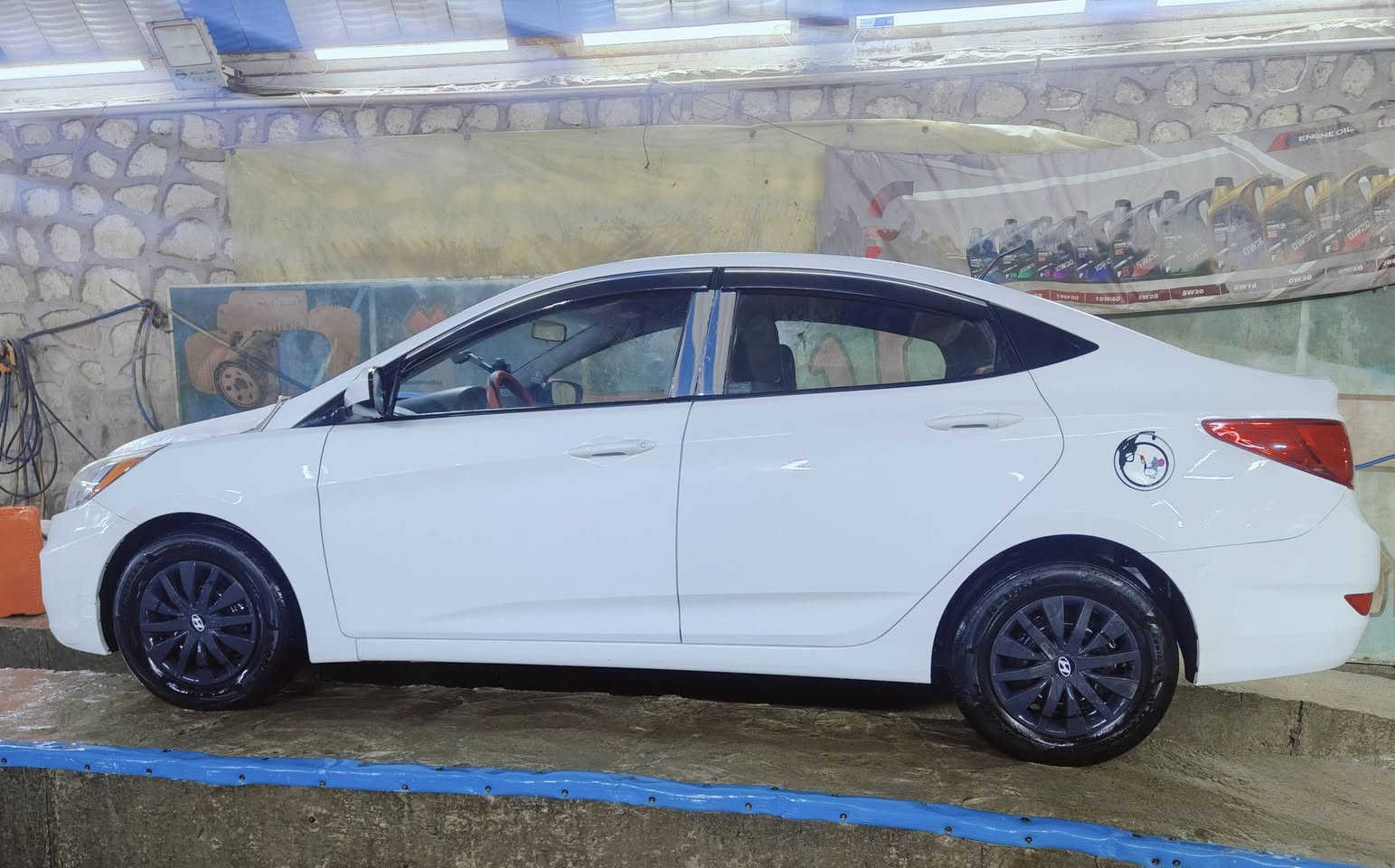 السلام عليكم// اقره منشور كامل وبيك خير وتدلل
اكسنت2016 امريكي مكينه1600
(((.  بيها باب  وربع صبغ فقط.  )))
(((.   سونر موجود بالمنشور   )))))
هزه جديده  رقم بغداد الانكليزي لوحات جديده بأسمي  سنويه ل2030 مداور ثاني يوم
ماشيه123 حقيقي دك جرس
ضايفلها شاشه لكزز لدشبول وكامره
مسويلها حداديه اماميه خلفيه جديد قبل سبوع كفاله 100/100. 
كير وحداديه كفاله تبريد تدفئه شغال فول
قبل شهر مسوي ادامه//تنضيف حساس الكام//تنضيف حجر  الولفات//تنضيف الجويتر//تنضيف ولف التبخيرvvt//تبديل تخم بخاخات وكاله//فحص دهن البريك والباور//
تنضيف الدكشن البارد والحار// فحص مجاول بواسطه جهاز// فحص دفع الفيت بم//
مكان السياره (((.  نجف.  )))
رقم الهاتف(((.  ***********.   )))
سعر السياره((((    97   ))))
