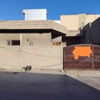 بيت للايجار • ٢٠٠م • قرب جامع أهل الحق