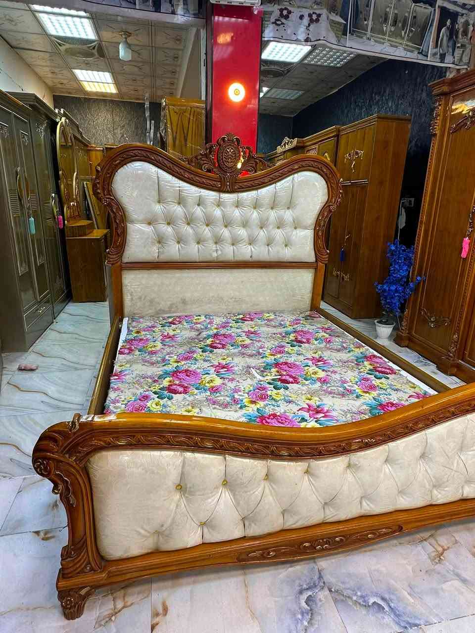 كنتور ملحق طابقين 
وجربايه
زان
سعر ٦٥٠
واتساب ***********
