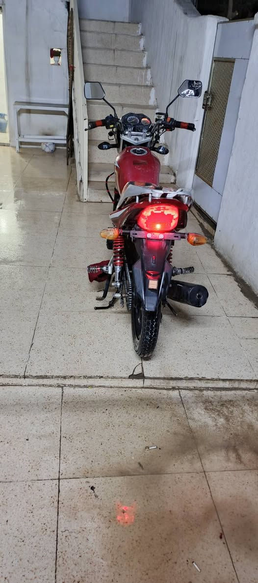 دراجه ليفان موديل 2020 سلف هندر كهربائيات كله شغال للبيع مكينه كبس


**إذا كنت صاحب هذا الإعلان وتريد حذفه لأي سبب، رجاءا أرسل رسالة إلى الدعم الفني**