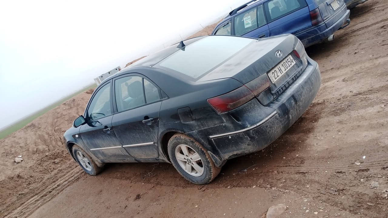 السلام عليكم ورحمه الله وبركاته 👋🏻
سوناتا خليجي 4 سلندر موديل 2009
اللون اسود 
 رقم أربيل جديد بسمي 
محرك 2000 جديد مال كصه 
باتري جديد 
دوشمه جديدة 
دبلات امامي جديد 
ربل طبله أمامي جديد 
صبغ ثلاث قطع تقريبا حزام ؟
نينوى ناحية ربيعة 
السعر 105وبيها مجال
***********
***********
