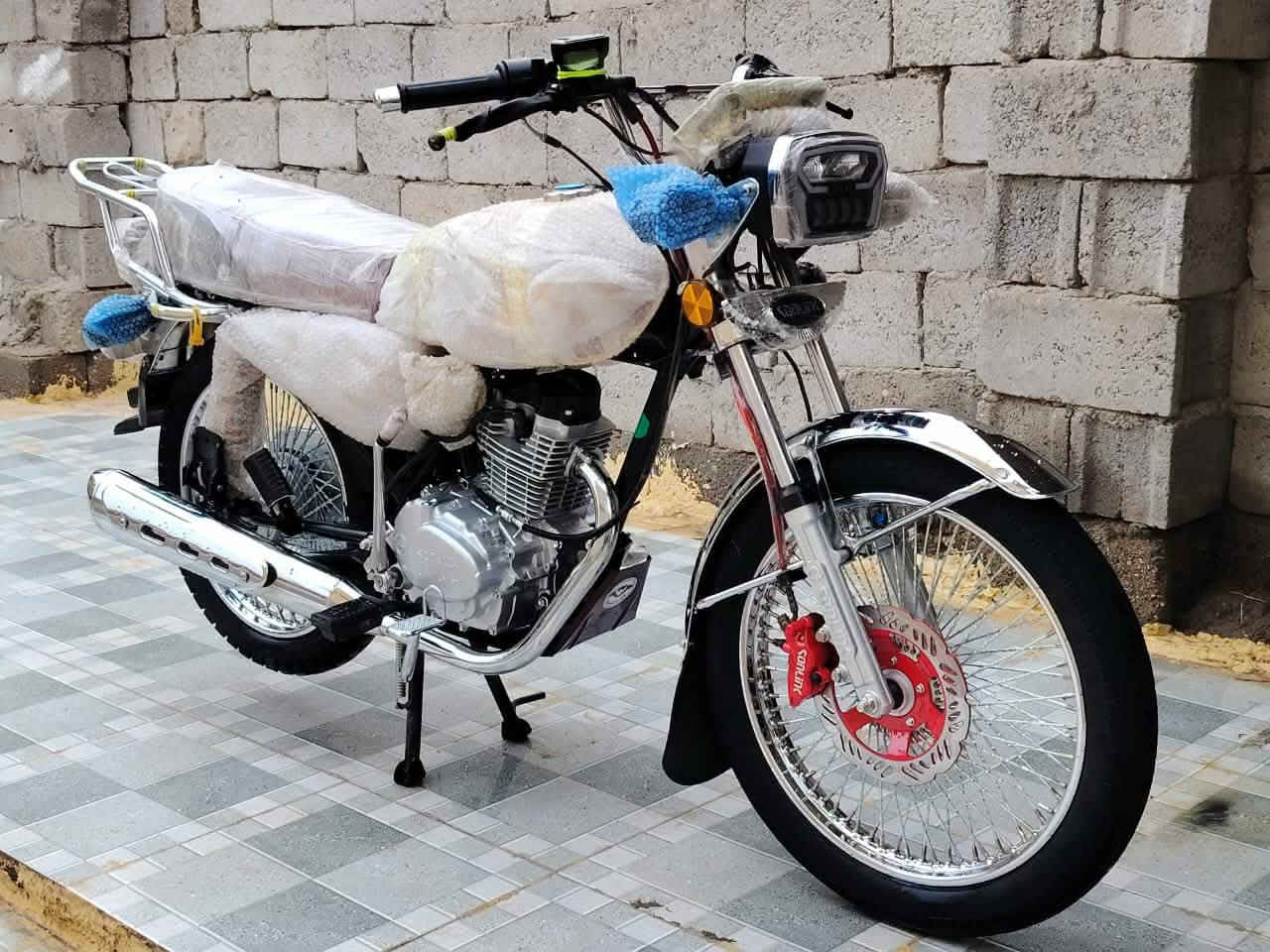 السلام عليكم دراجه تايكر للبيع موديل 2025 نضيفه كلش خير من الله بعدها اخت الزيرو السعر  خاص ***********
