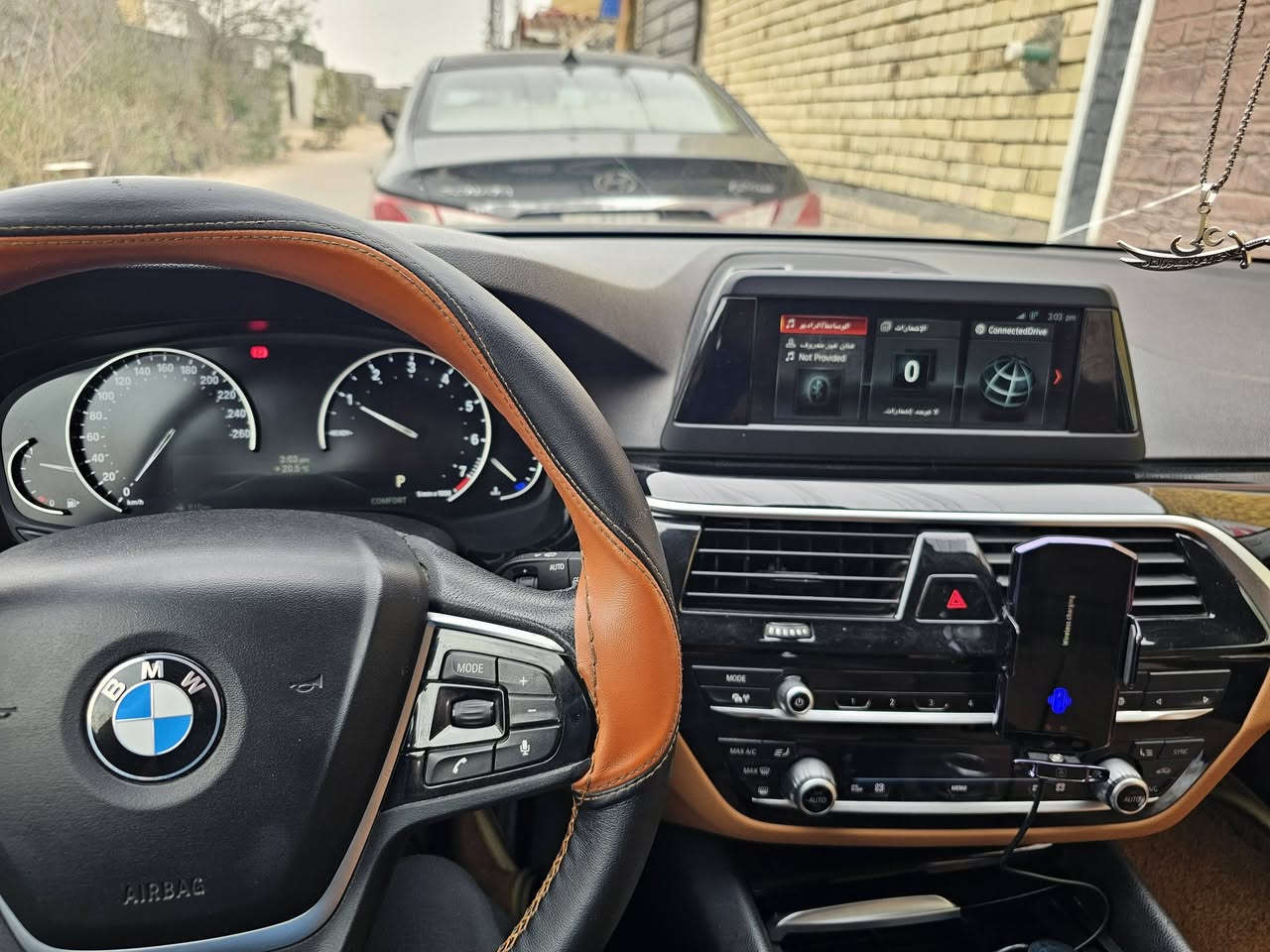 السلام عليكم للبيع BMW 520i
موديل 2018 السيارة بيها اربع قطع صبغ فقط جمالية بدون حادث السيارة جدا نضيفة خارج وداخل وصفر مسج حداده جديدة تخم تاير باتري جديد محرك كير جديد السيارة بدون نقص 

السعر 12500$ يعني دفتر و25 ورقه وبيها مجال جدا قليل 

رقم اربيل الوكاله بأسمي السنويه نافذة 2028

السيارة موجوده بالبصرة منطقة الفيحاء 

***********
