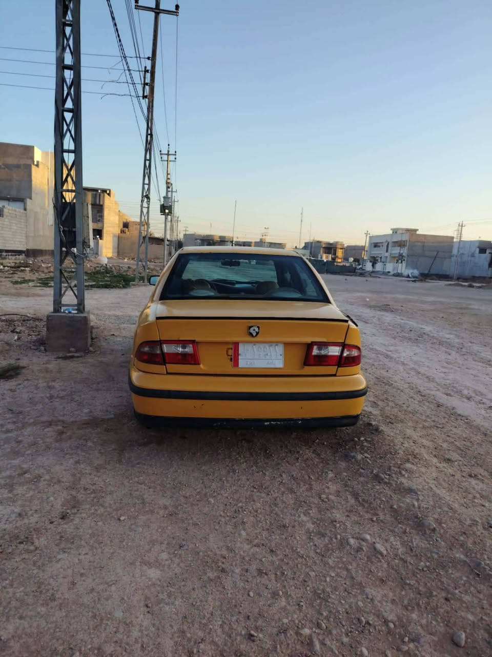 السلام عليك سمند 2010 كير مكينه خير من الله بشرط لا صرف ولا بخار تبريد نقص صونده وغاز غراضه كامله كهربائيات كامله بيهه زنون يخبل تخم تاير جديد داخل مدوشم جديد رقم دولي وسنويه جديده لغايه 31
 بيهه ضربه بلصندوك بيع فقط مكاني ديالى بعقوبة 
 السعر 28 بيهه مجال ***********
