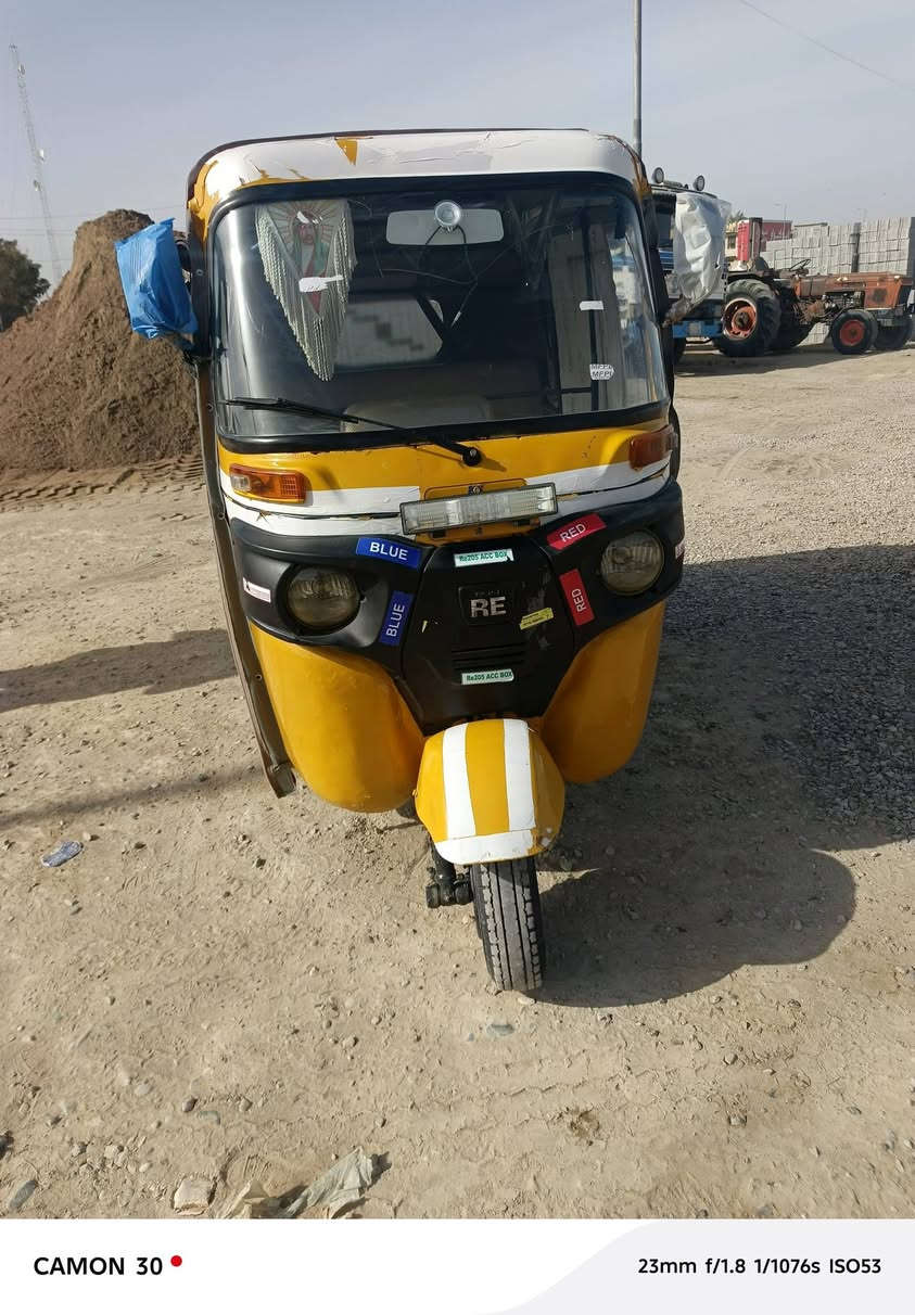 تك تك موديل 2018 محرك مال 2020  اوراق كاملة ما بيه ضربة  ***********
