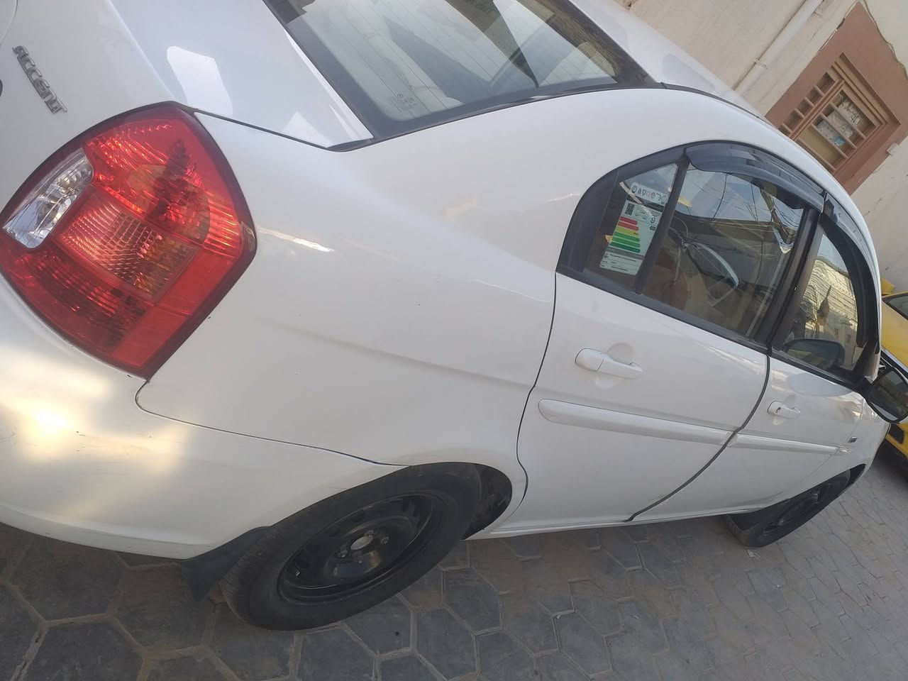 اكسنت موديل ١١ بغداد بسمي خليجي مكينه ١٦٠٠ كير والحداديه خير من الله سياره جاهزه كلشي ماعايزه بيه قطع صبغ ابيعلك احزام بدون دواخل الاتصال ع الرقم *********** السعر ٨٥ وبيه مجال
