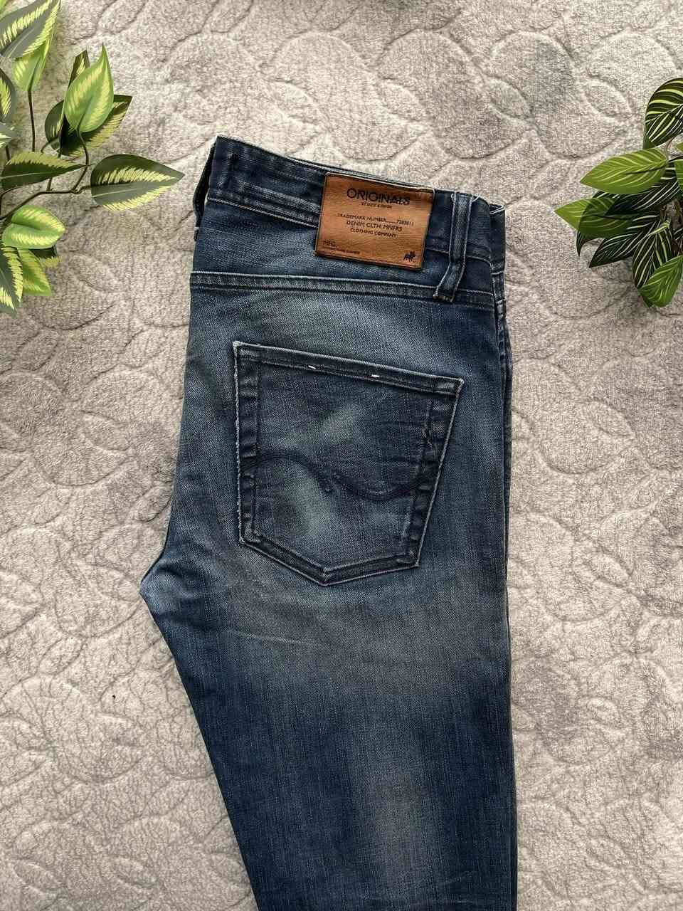 🔥jack & jones اصلي  💯
🔹سعر ٢٠ شامل التوصيل

🔹قياس : ٣١-٣٢
🔹قالب عدل
نظافة 💯

🔹توصيل موجود لكافة المحافظات


**إذا كنت صاحب هذا الإعلان وتريد حذفه لأي سبب، رجاءا أرسل رسالة إلى الدعم الفني**